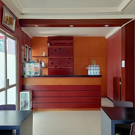 Oyo 92098 Kost Orange Syariah Jongaya Exterior foto