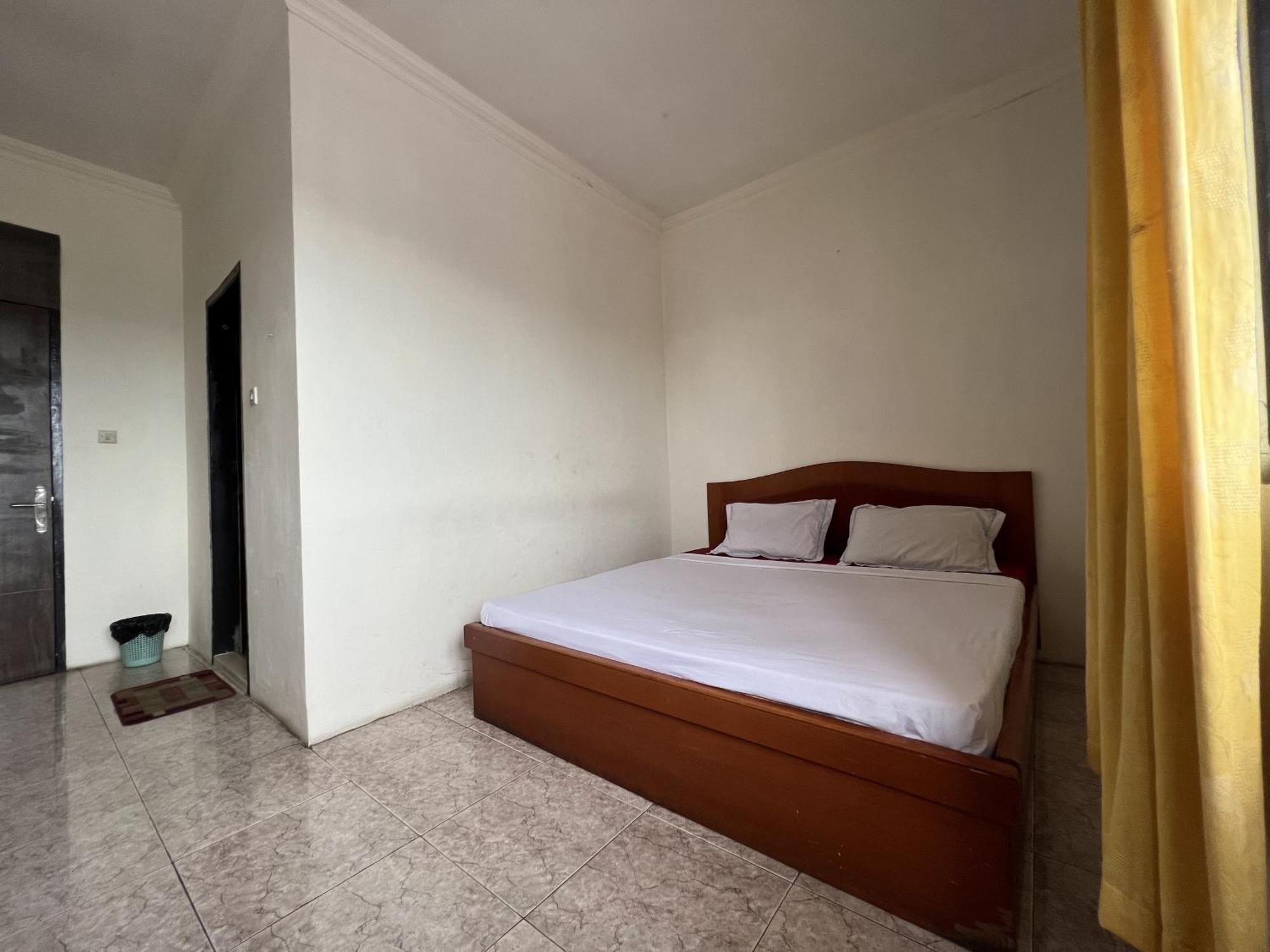 Oyo 92098 Kost Orange Syariah Jongaya Exterior foto