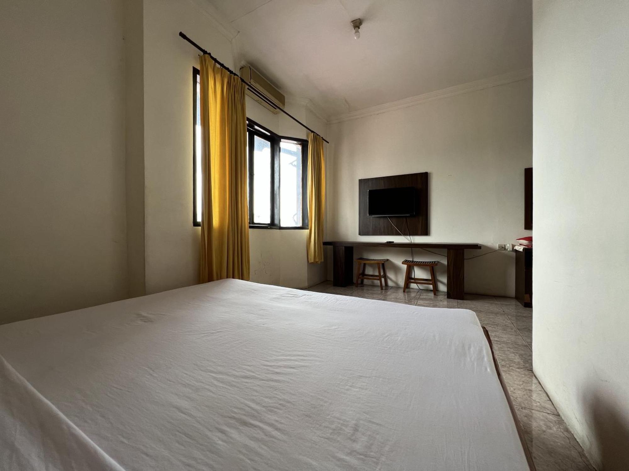 Oyo 92098 Kost Orange Syariah Jongaya Exterior foto