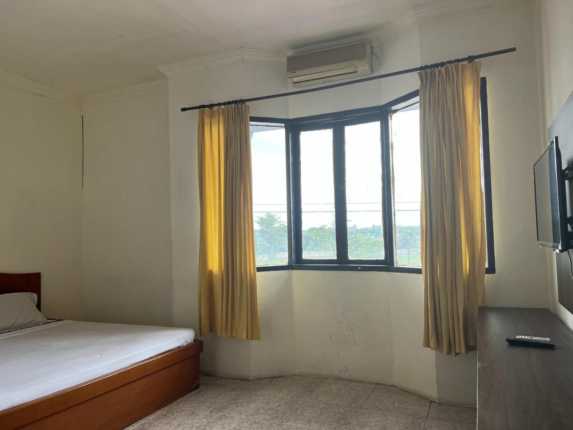 Oyo 92098 Kost Orange Syariah Jongaya Exterior foto